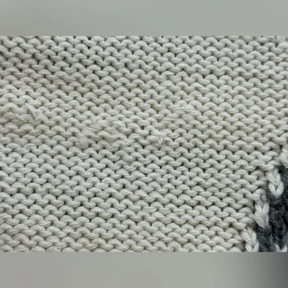 Liz Claiborne Long Sleeve Knit Pullover Sweater, Blue Star Design Women's Size M - Picture 15 of 16